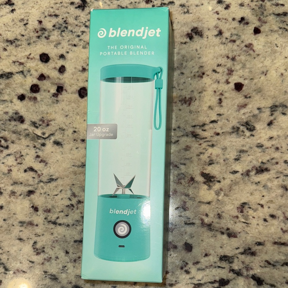 BlendJet2 Portable Blender in Teal